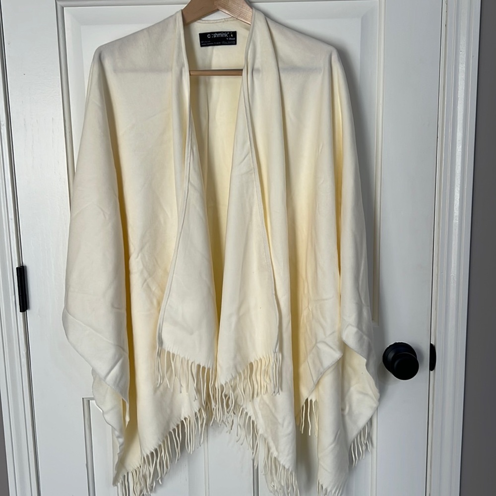 NWOT, Wrap, Cream, Cashmink, Pashmina